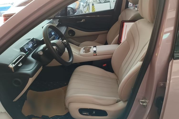Used AION RT 2025 650 LiDAR Edition Left Front Seat