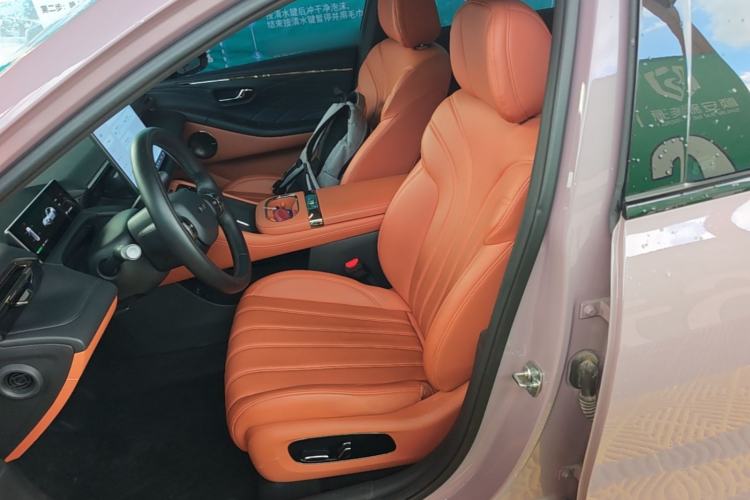 Used AION RT 2025 650 LiDAR Edition Left Front Seat