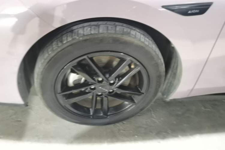Used AION RT 2025 650 Zhijihao Edition Left Front Wheel Hub