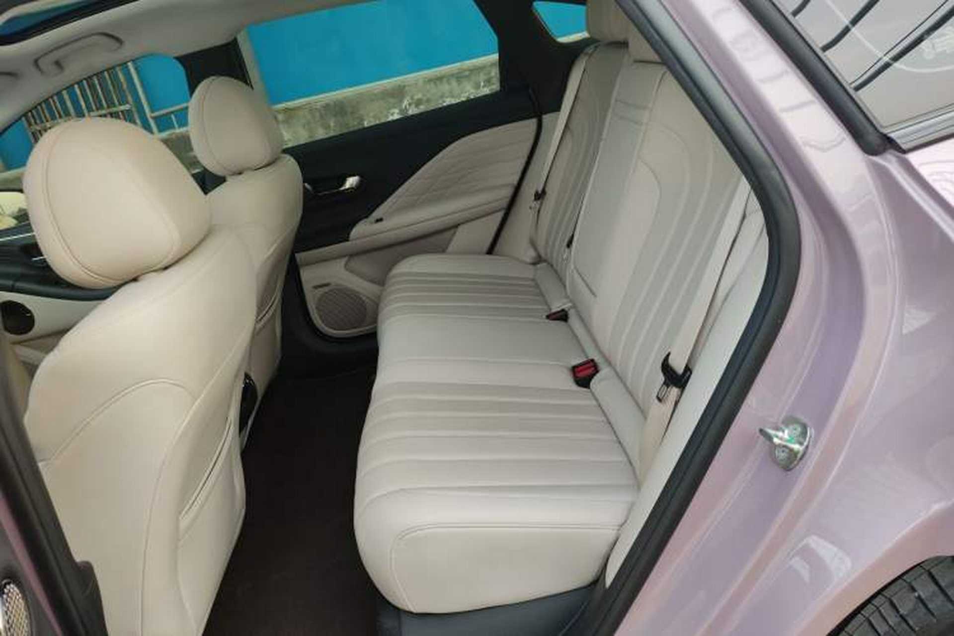 Used AION RT 2025 650 LiDAR Edition Left Rear Seat