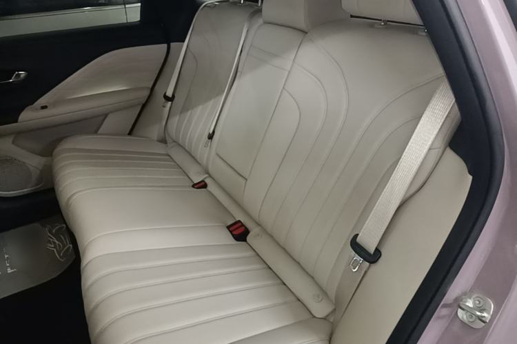 Used AION RT 2025 650 LiDAR Edition Left Rear Seat