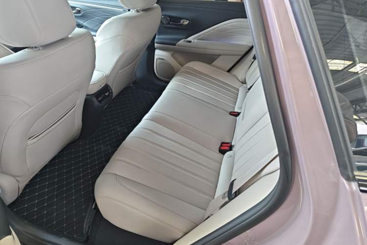 Used AION RT 2025 650 LiDAR Edition Left Rear Seat