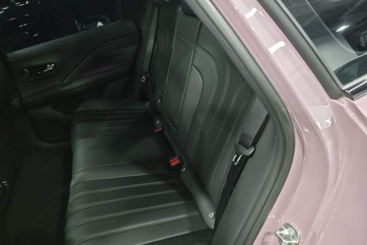 Used AION RT 2025 650 LiDAR Edition Left Rear Seat