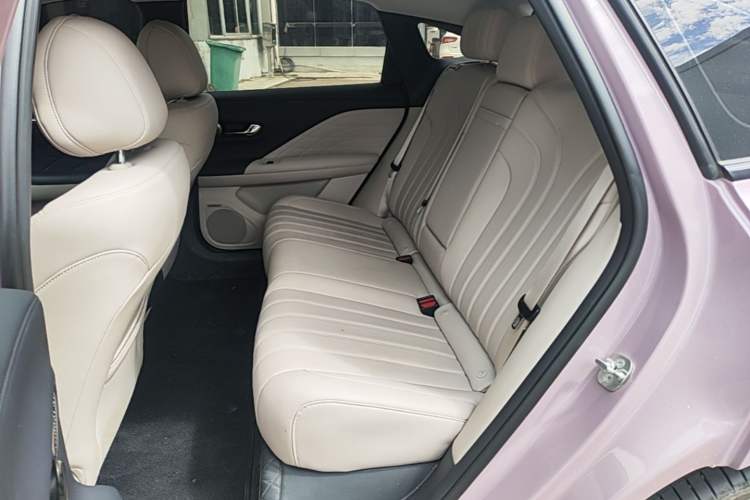 Used AION RT 2025 650 LiDAR Edition Left Rear Seat