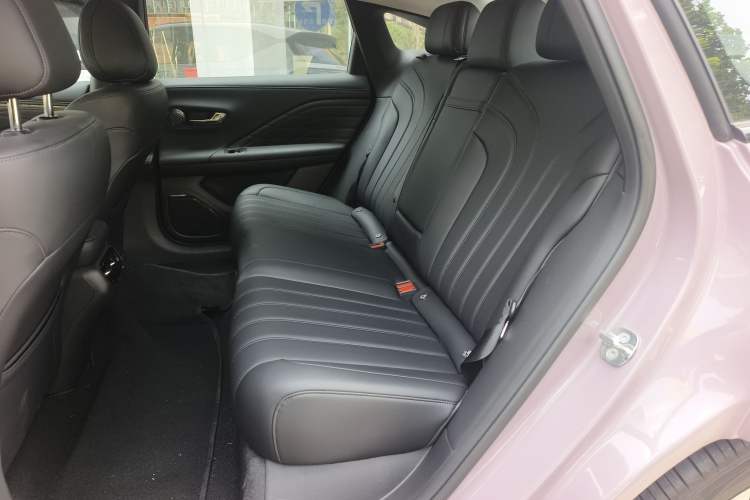 Used AION RT 2025 650 LiDAR Edition Left Rear Seat