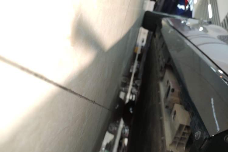 Used AION RT 2025 650 LiDAR Edition Left Side Sill
