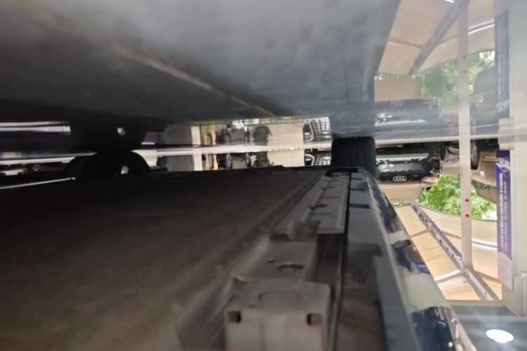 Used AION RT 2025 650 LiDAR Edition Left Side Sill
