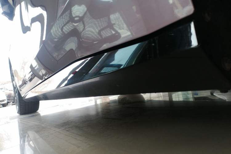 Used AION RT 2025 520 Smart Luxury Edition Left Side Sill