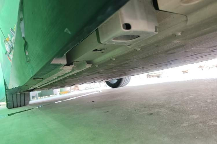Used AION RT 2025 650 LiDAR Edition Left Side Sill