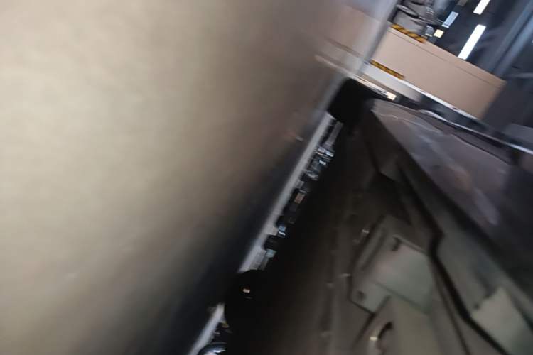 Used AION RT 2025 650 LiDAR Edition Left Side Sill