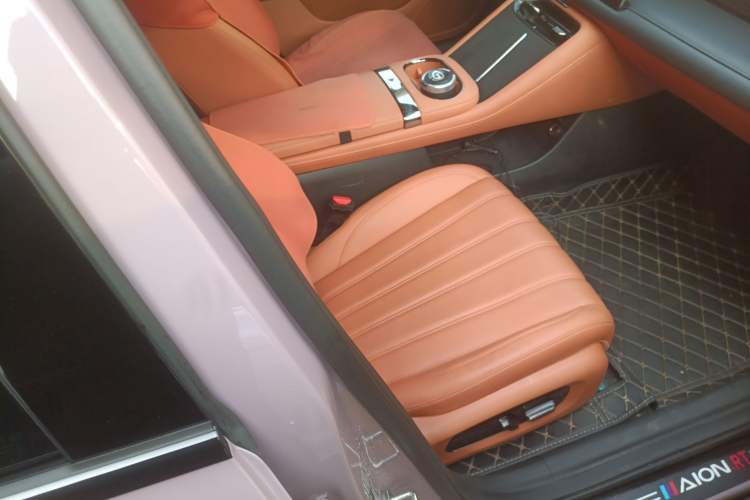 Used AION RT 2025 520 Smart Luxury Edition Right Front Seat