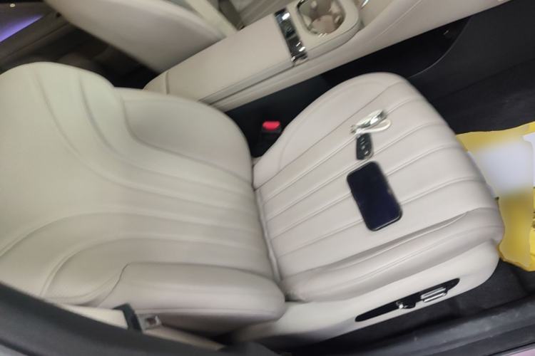 Used AION RT 2025 650 LiDAR Edition Right Front Seat