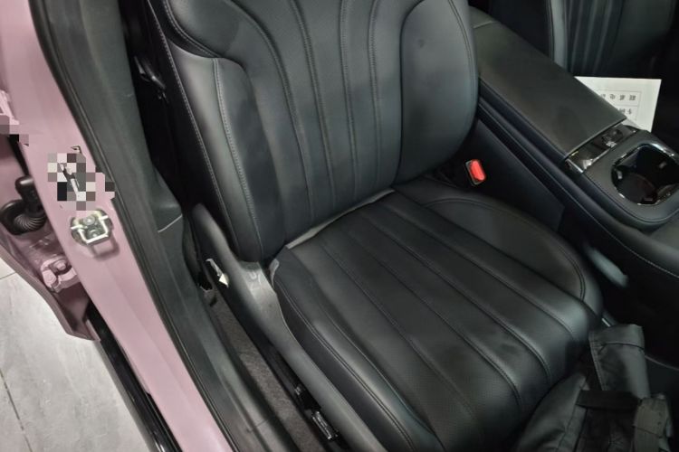Used AION RT 2025 650 LiDAR Edition Right Front Seat