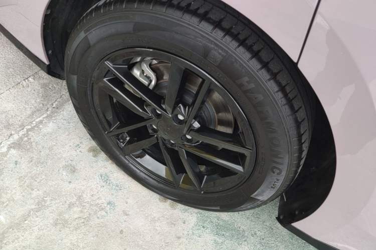 Used AION RT 2025 650 Zhijihao Edition Right Rear Wheel Hub