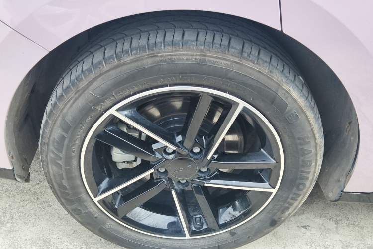 Used AION RT 2025 650 Zhijihao Edition Right Rear Wheel Hub