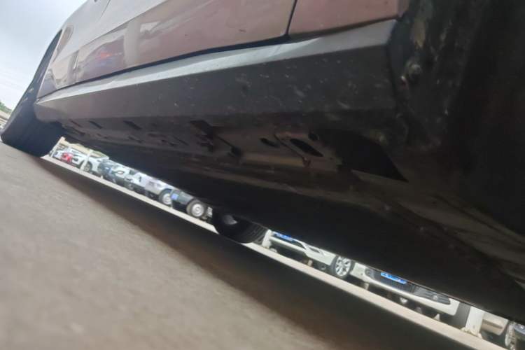 Used AION RT 2025 520 Smart Luxury Edition Right Side Sill