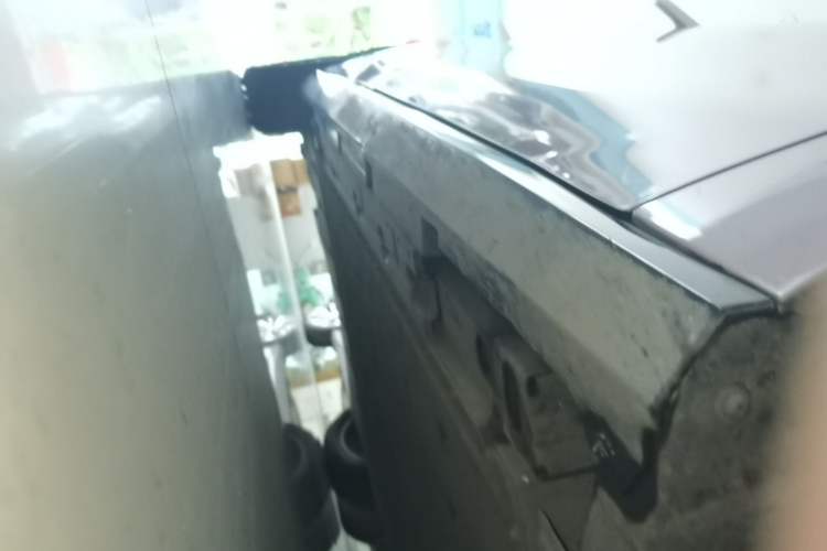Used AION RT 2025 520 Smart Luxury Edition Right Side Sill