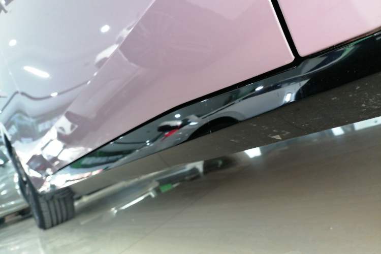 Used AION RT 2025 520 Smart Luxury Edition Right Side Sill