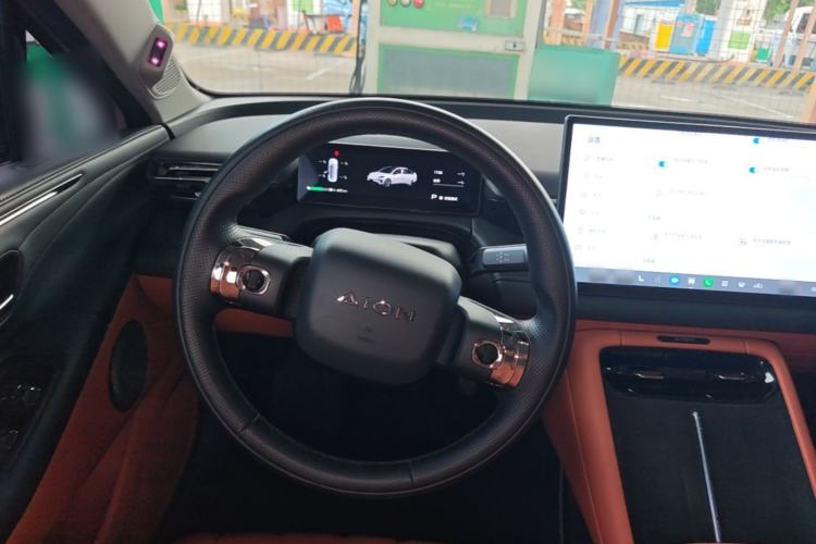Used AION RT 2025 650 LiDAR Edition Steering Wheel