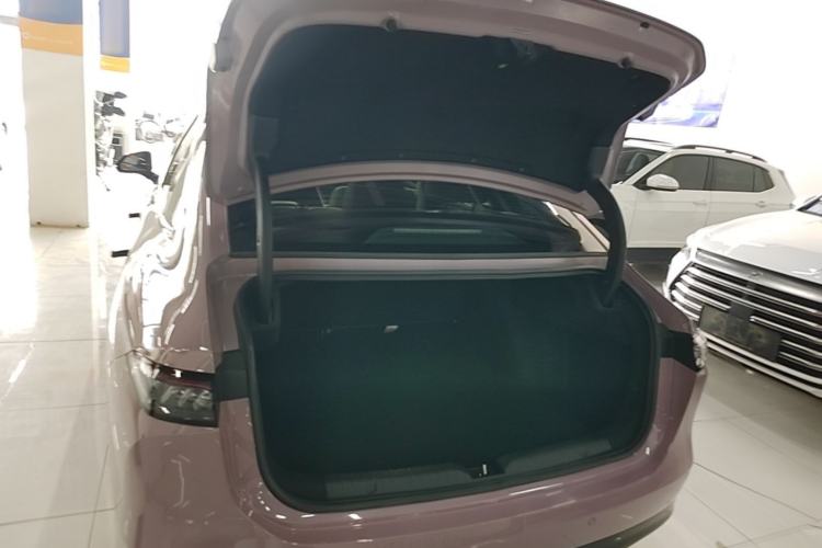 Used AION RT 2025 650 LiDAR Edition Trunk