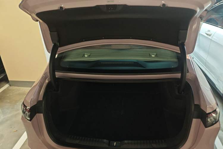 Used AION RT 2025 650 LiDAR Edition Trunk