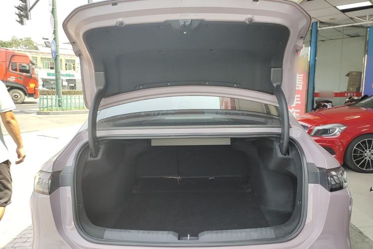 Used AION RT 2025 650 LiDAR Edition Trunk