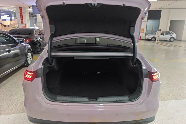 Used AION RT 2025 650 LiDAR Edition Trunk