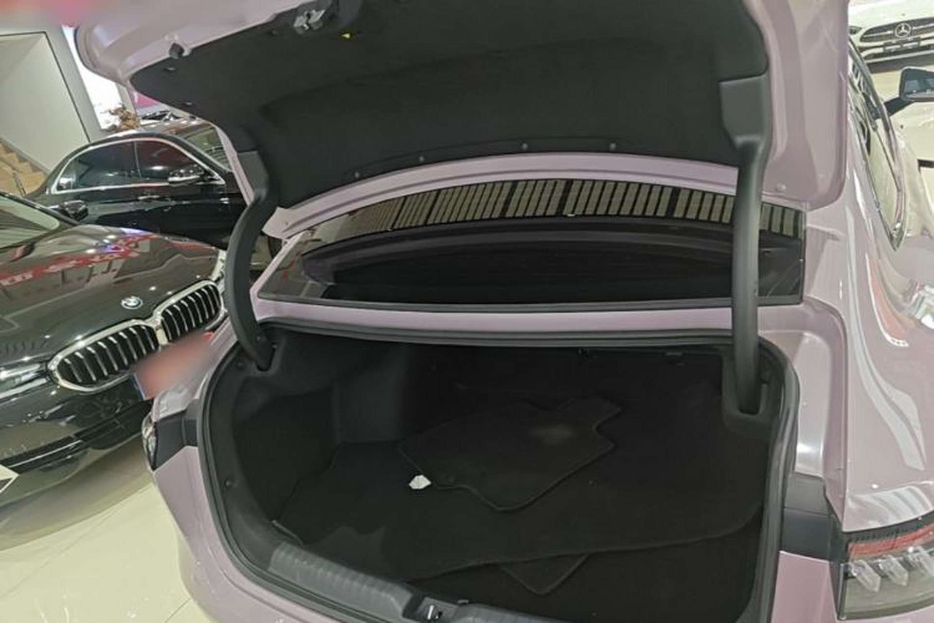 Used AION RT 2025 650 LiDAR Edition Trunk
