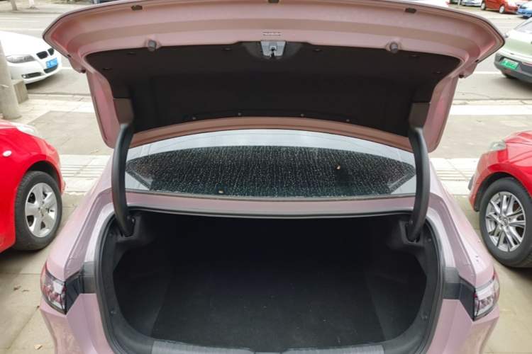 Used AION RT 2025 650 LiDAR Edition Trunk