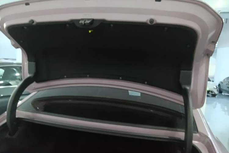 Used AION RT 2025 650 LiDAR Edition Trunk