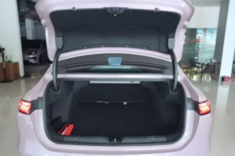 Used AION RT 2025 520 Smart Luxury Edition Trunk