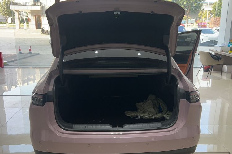Used AION RT 2025 650 LiDAR Edition Trunk