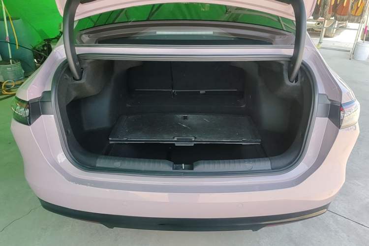 Used AION RT 2025 650 LiDAR Edition Trunk