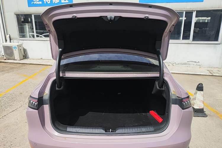 Used AION RT 2025 650 LiDAR Edition Trunk