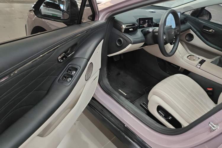 Used AION RT 2025 650 LiDAR Edition Driver Seat