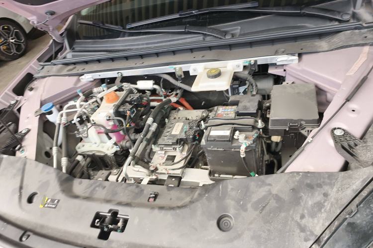 Used AION RT 2025 650 LiDAR Edition Engine Bay