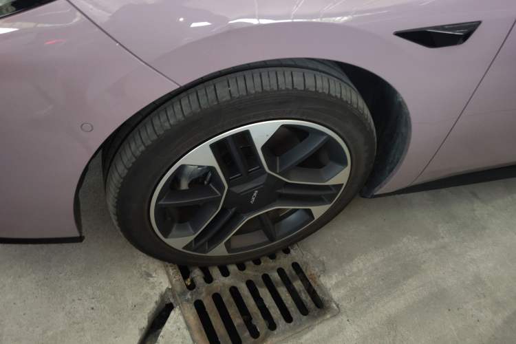 Used AION RT 2025 650 LiDAR Edition Exterior 1