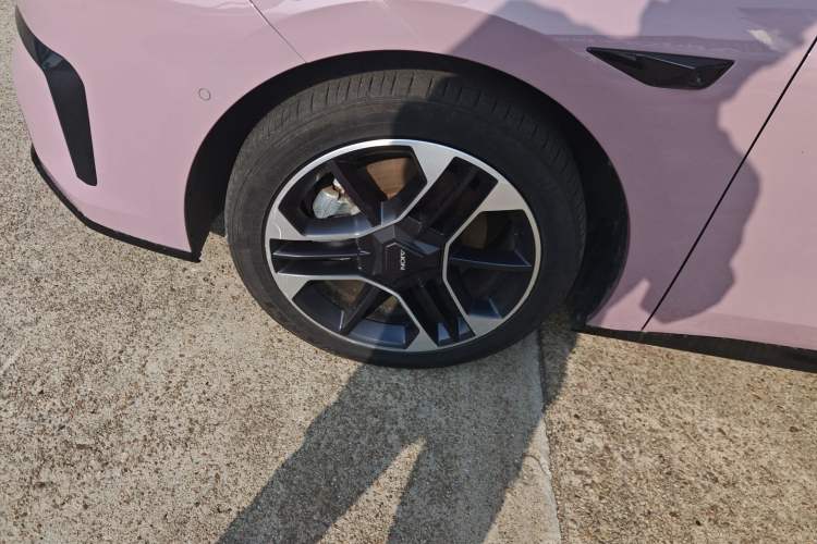 Used AION RT 2025 650 LiDAR Edition Exterior 7