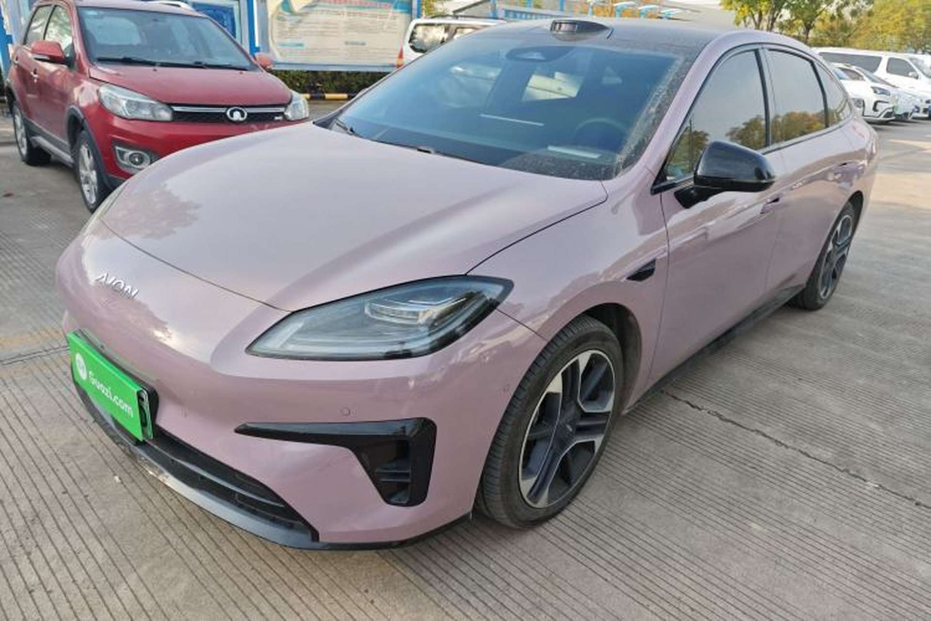 Used AION RT 2025 650 LiDAR Edition Front Left 45 Deg