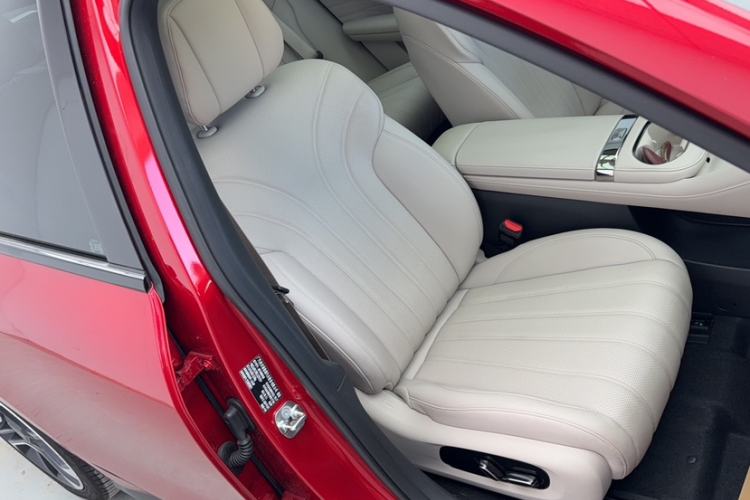 Used AION RT 2025 650 LiDAR Edition Interior 11