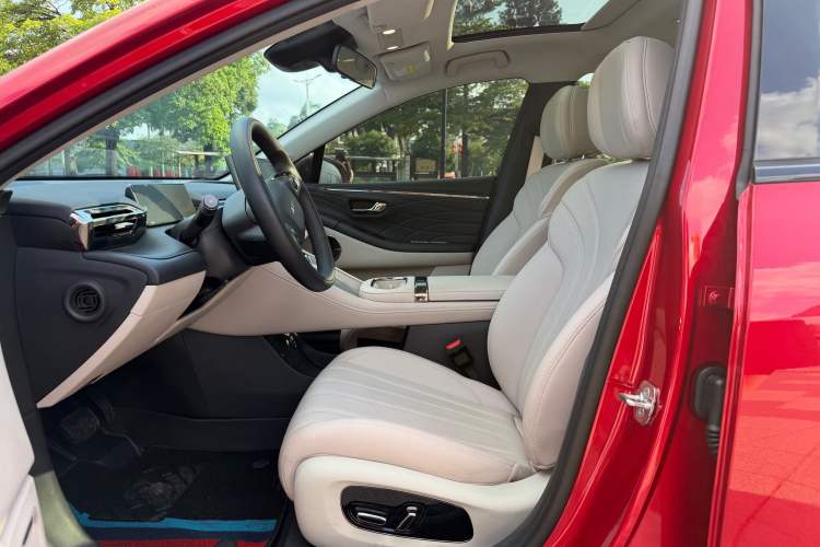 Used AION RT 2025 520 Smart Luxury Edition Interior 2