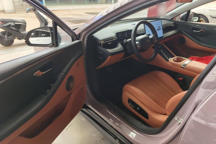 Used AION RT 2025 650 LiDAR Edition Interior 3