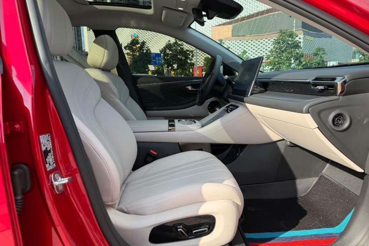 Used AION RT 2025 520 Smart Luxury Edition Interior 4