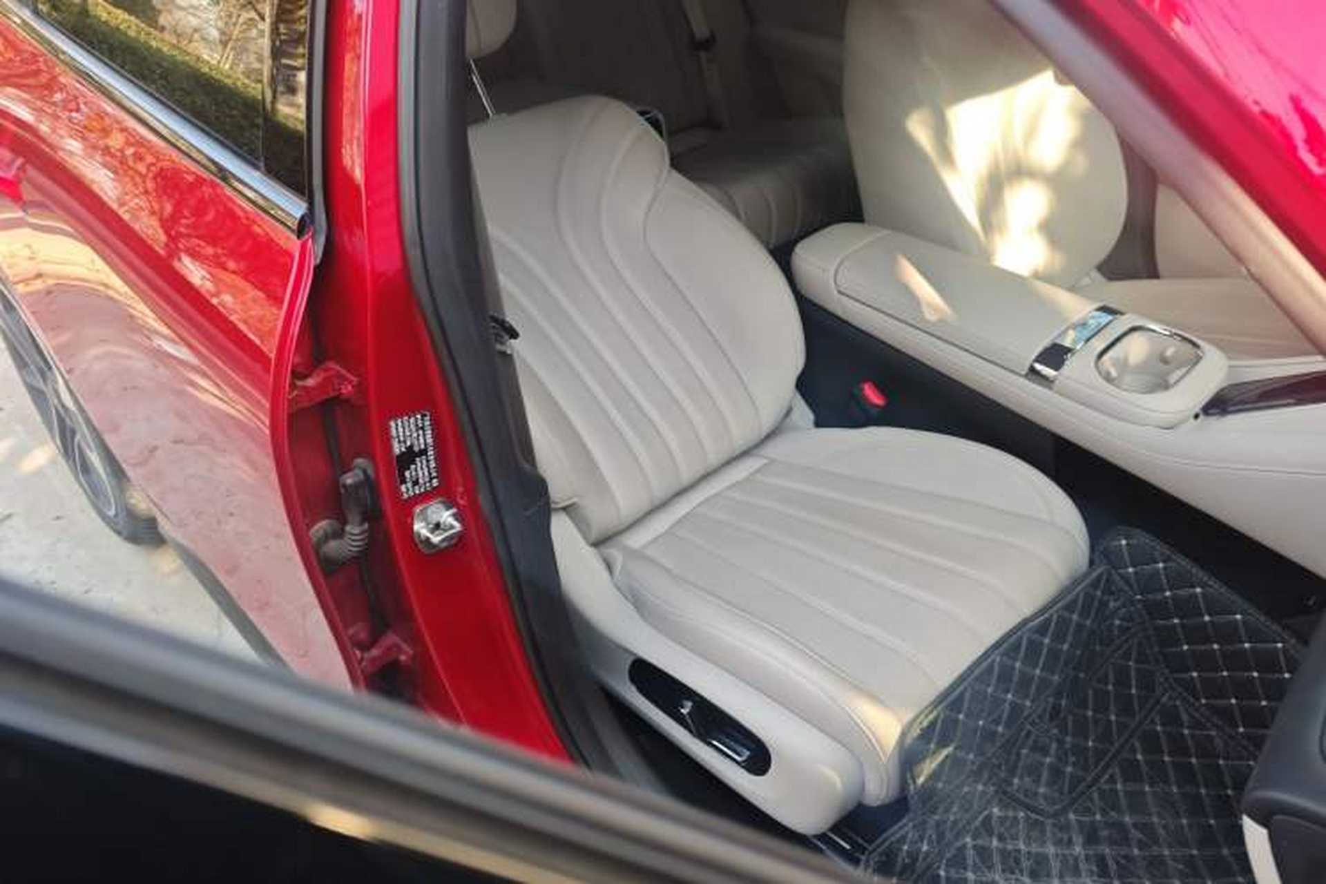 Used AION RT 2025 650 LiDAR Edition Right Front Seat