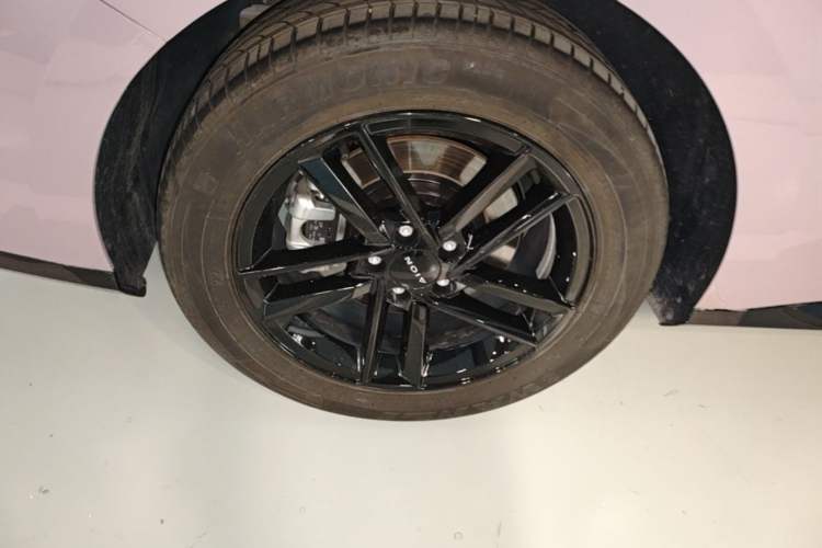 Used AION RT 2025 650 Zhijihao Edition Right Rear Wheel Hub
