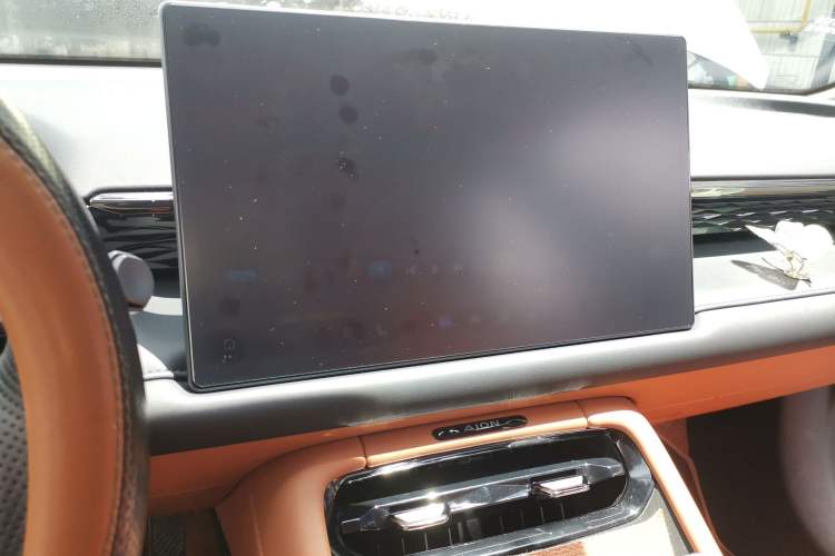 Used AION RT 2025 650 Zhijihao Edition Audio And AC Panel