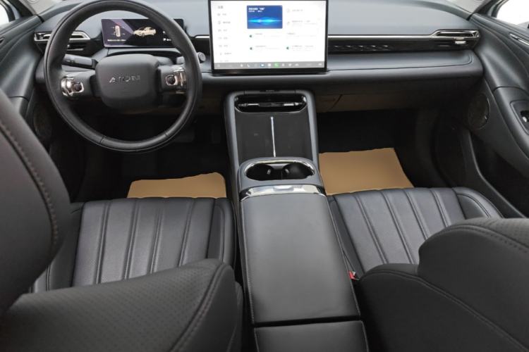 Used AION RT 2025 650 LiDAR Edition Center Console
