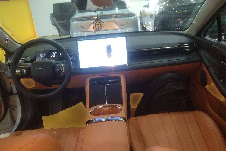 Used AION RT 2025 650 LiDAR Edition Center Console