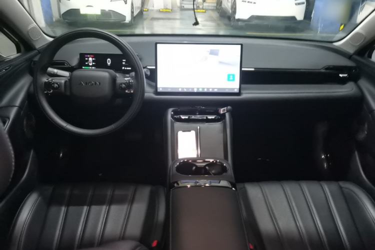 Used AION RT 2025 520 Smart Enjoy Edition Center Console