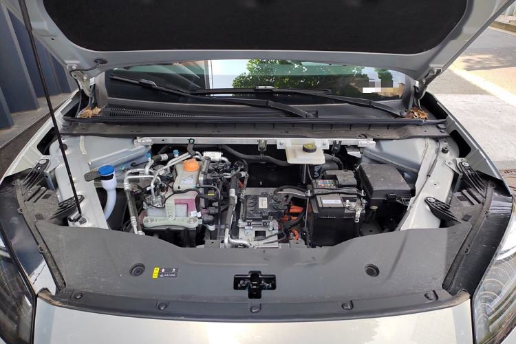 Used AION RT 2025 520 LiDAR Edition Engine Bay